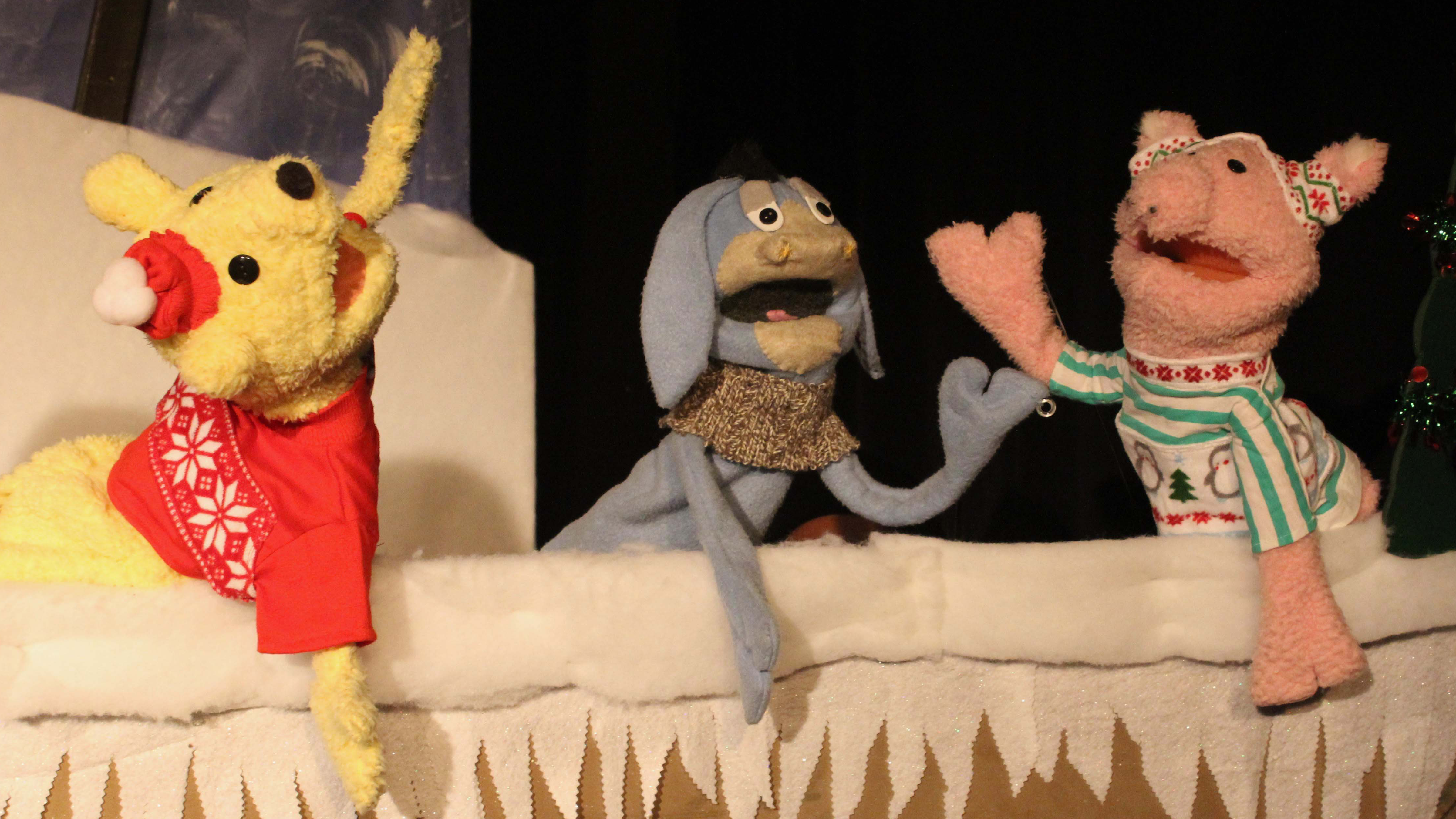 A Winnie-the-Pooh Christmas Tail Photo Gallery